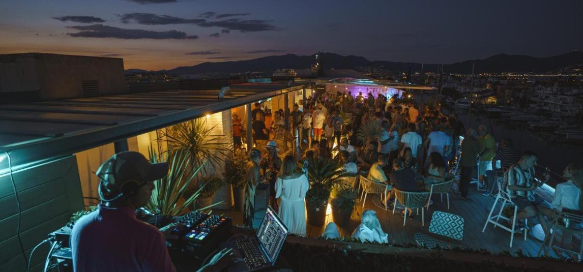 Sol 8-Studio In The Beach & Downton Empuriabrava Esterno foto